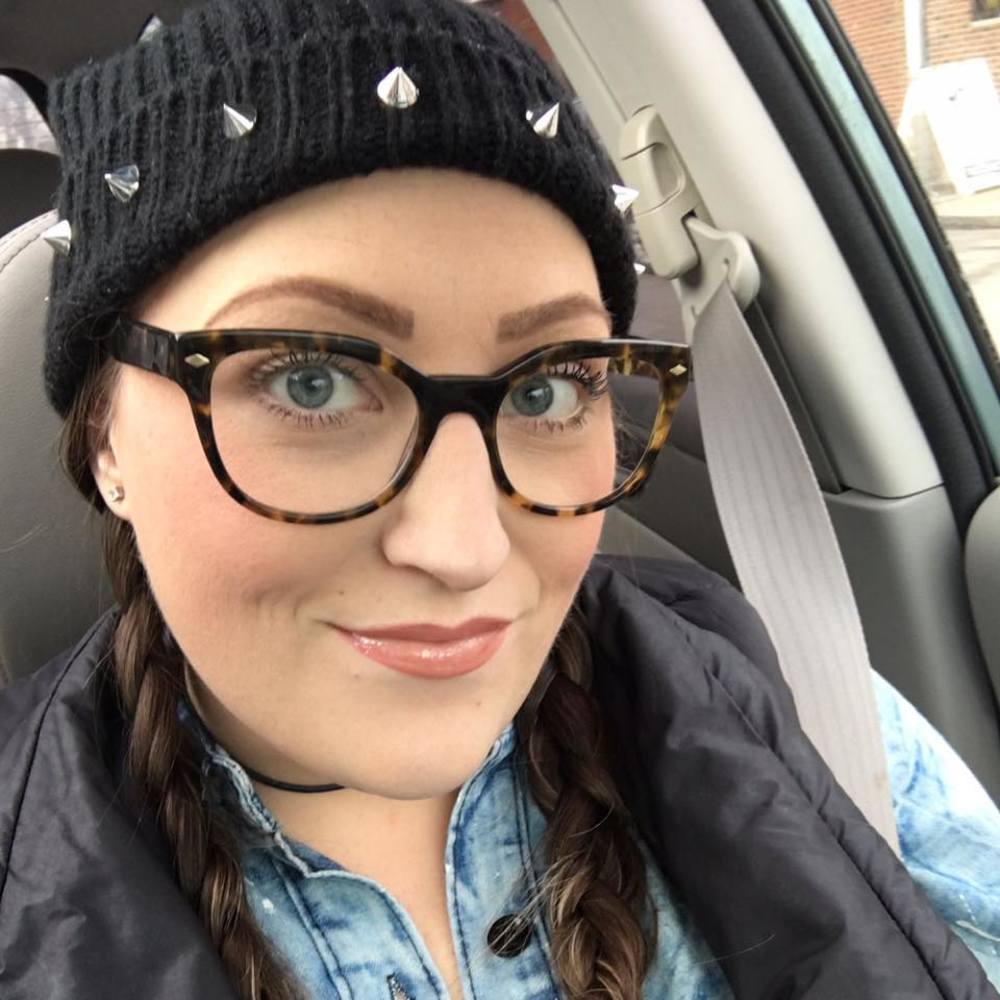 Meet your Posher, Ashley